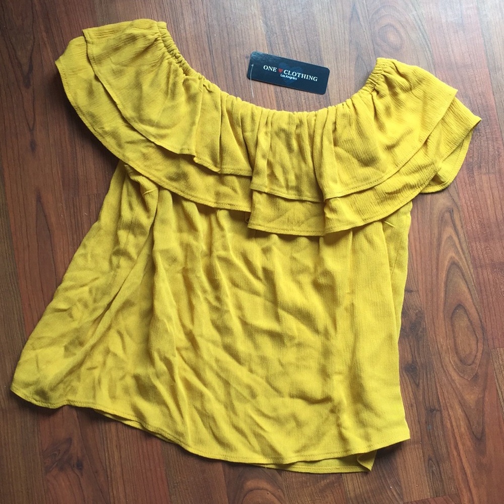 Off shoulders top